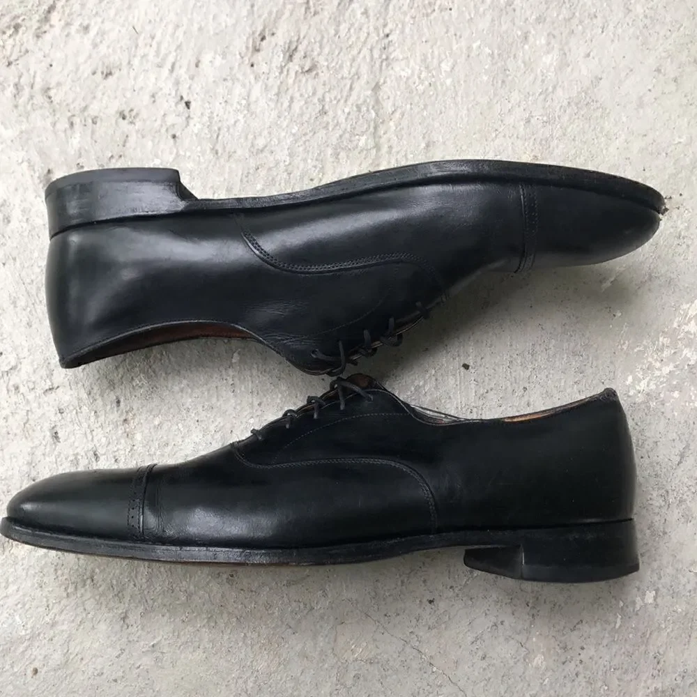 Vintage  Church’s  oxfords